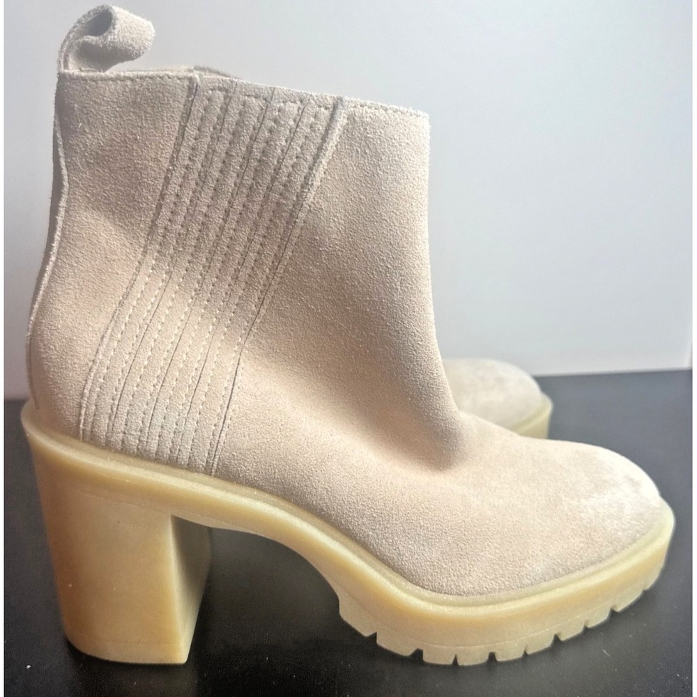 NWOT | Dolce Vita Celia Chelsea Boot | Size 10